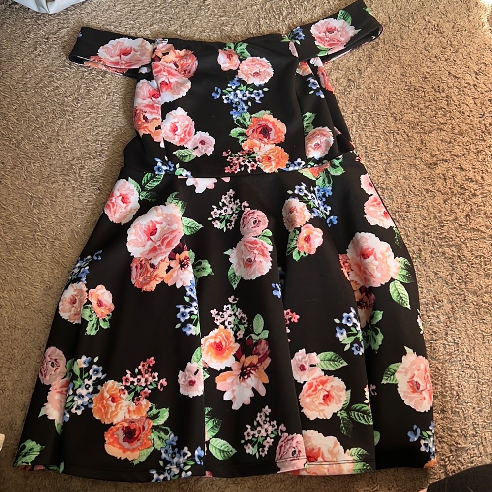 Adorable off the shoulder floral dress